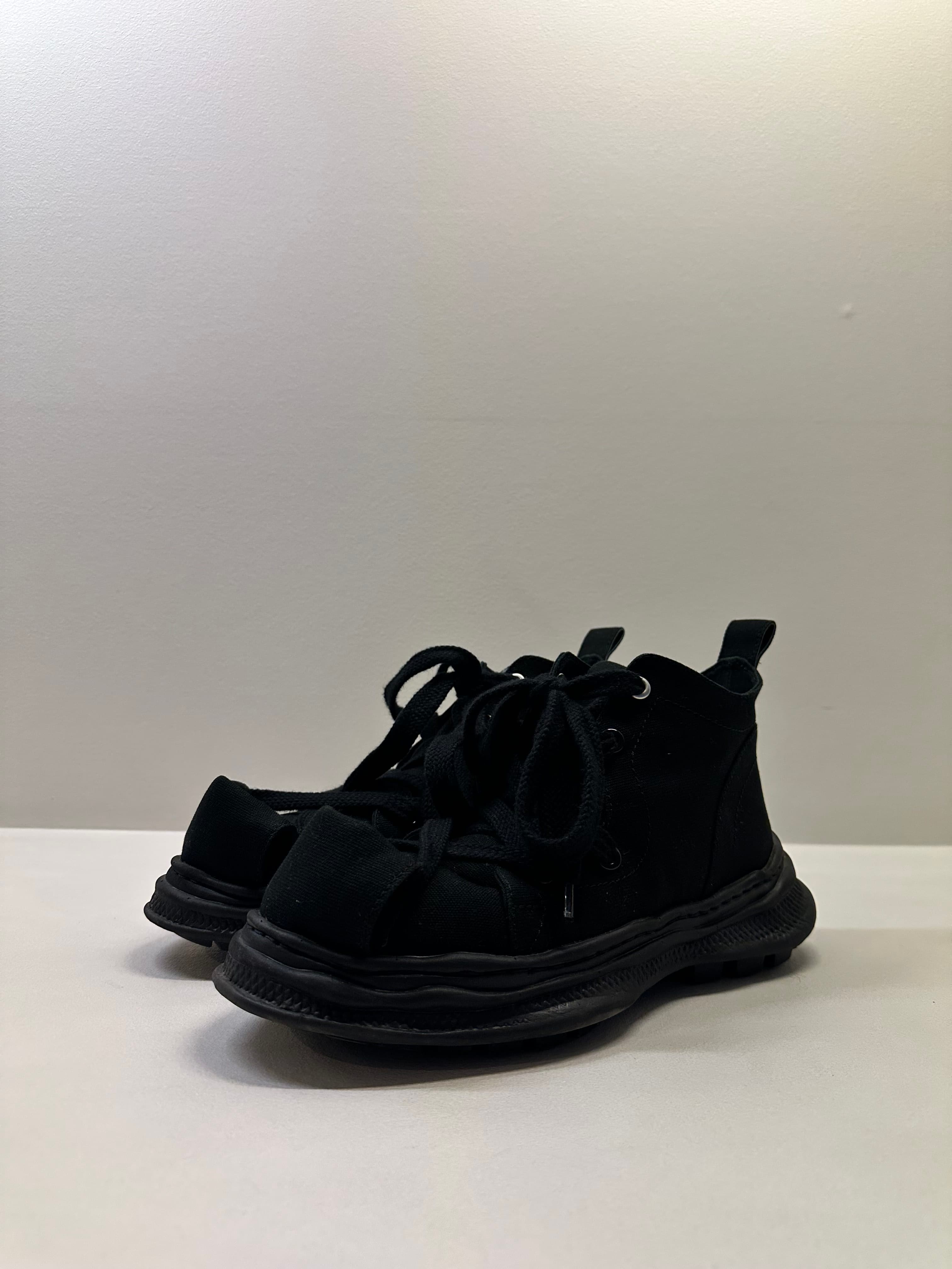 Maison Mihara Yasuhiro x Beauty Beast Sneakers