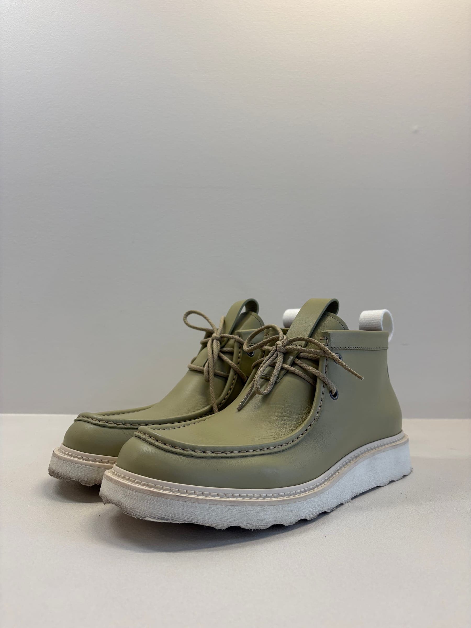 Bottega Veneta Wallabee Leather Sneakers