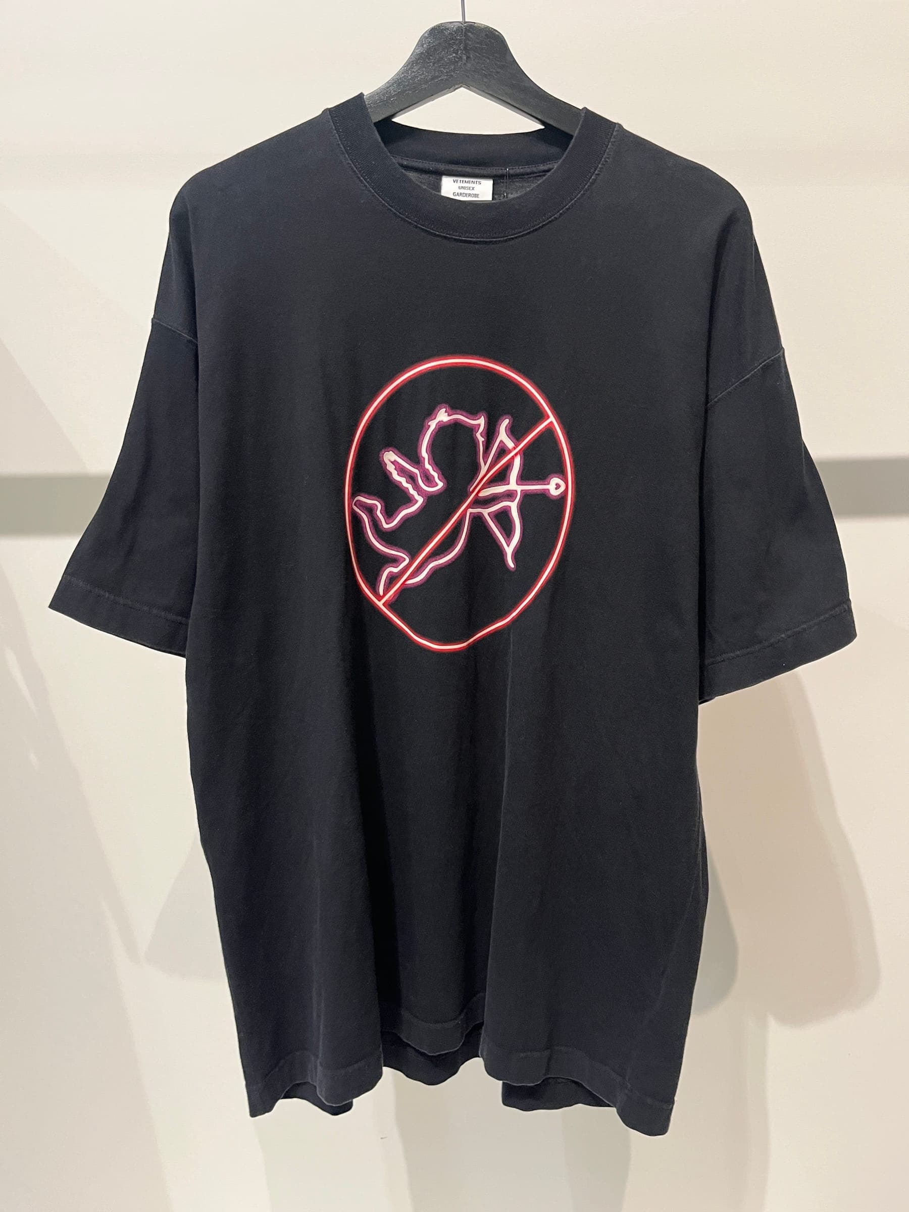 Vetements This Is No Time For Romance T-Shirt