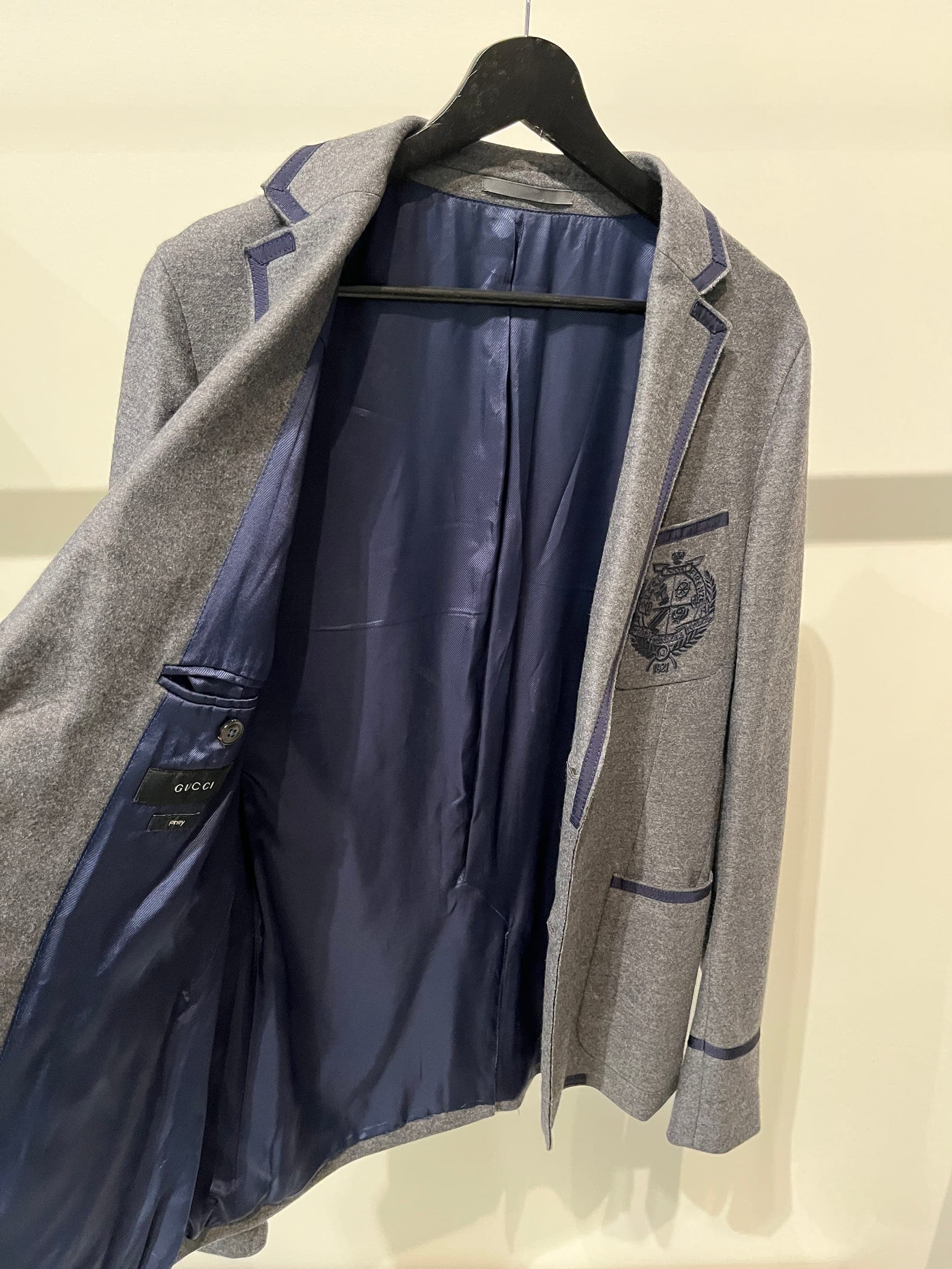 Gucci Raw-Edge Crest Blazer